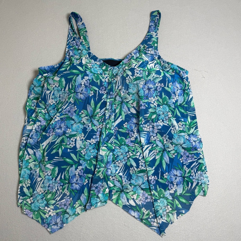 Fit 4 U Blue Floral Size 22W Tummy Control  Bikini Top
